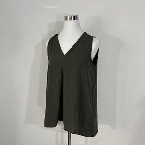 Fever Top Womens XS Sleeveless Hi-low Green Tunic V Neck NWT